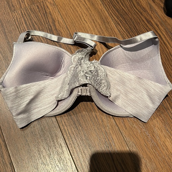 Silver bra - Picture 2 of 3